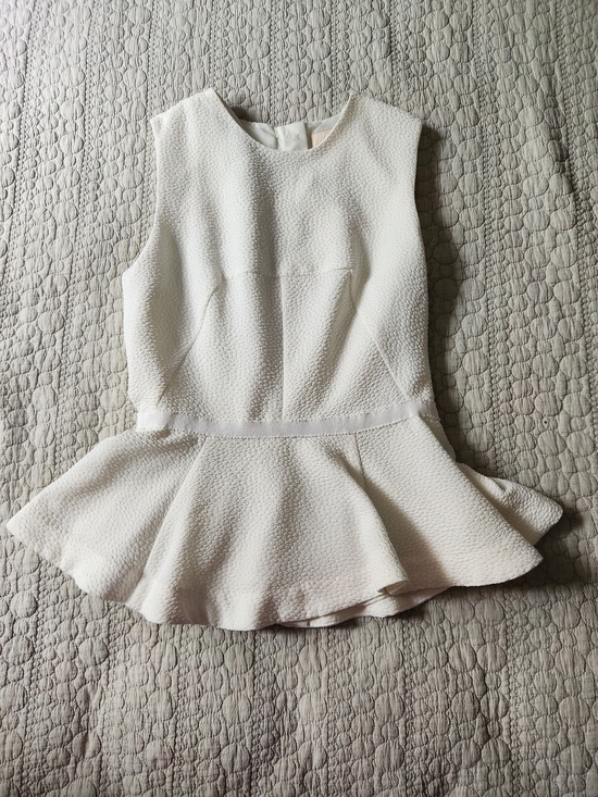 H&M Tops - H&M Cream Textured Peplum Sleeveless Top